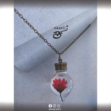 Real Dried Daisy Flower Necklace - Red