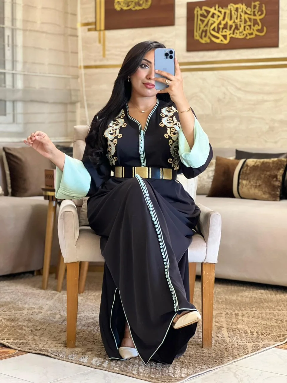 قفطان طرزة الكتاف مع الحزام