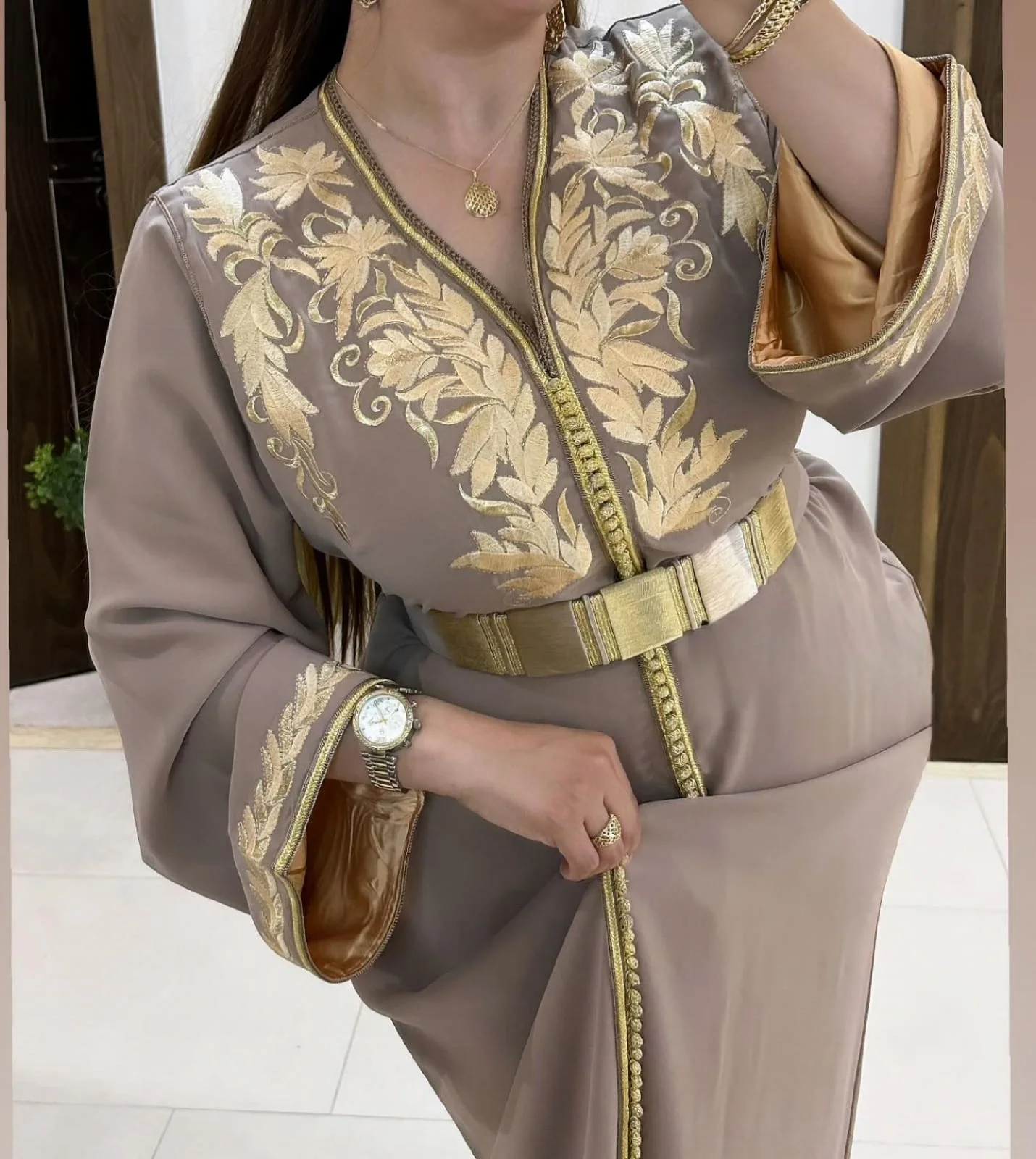 بيج Beige