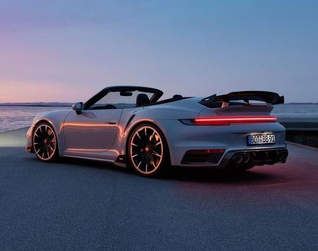 مستلزمات السيارة