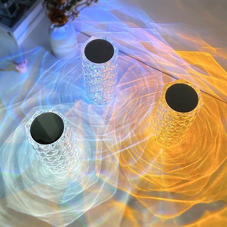 مصباح كريستال بعدة ألوان