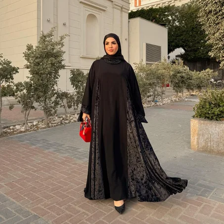 ABAYA CLOCHE
