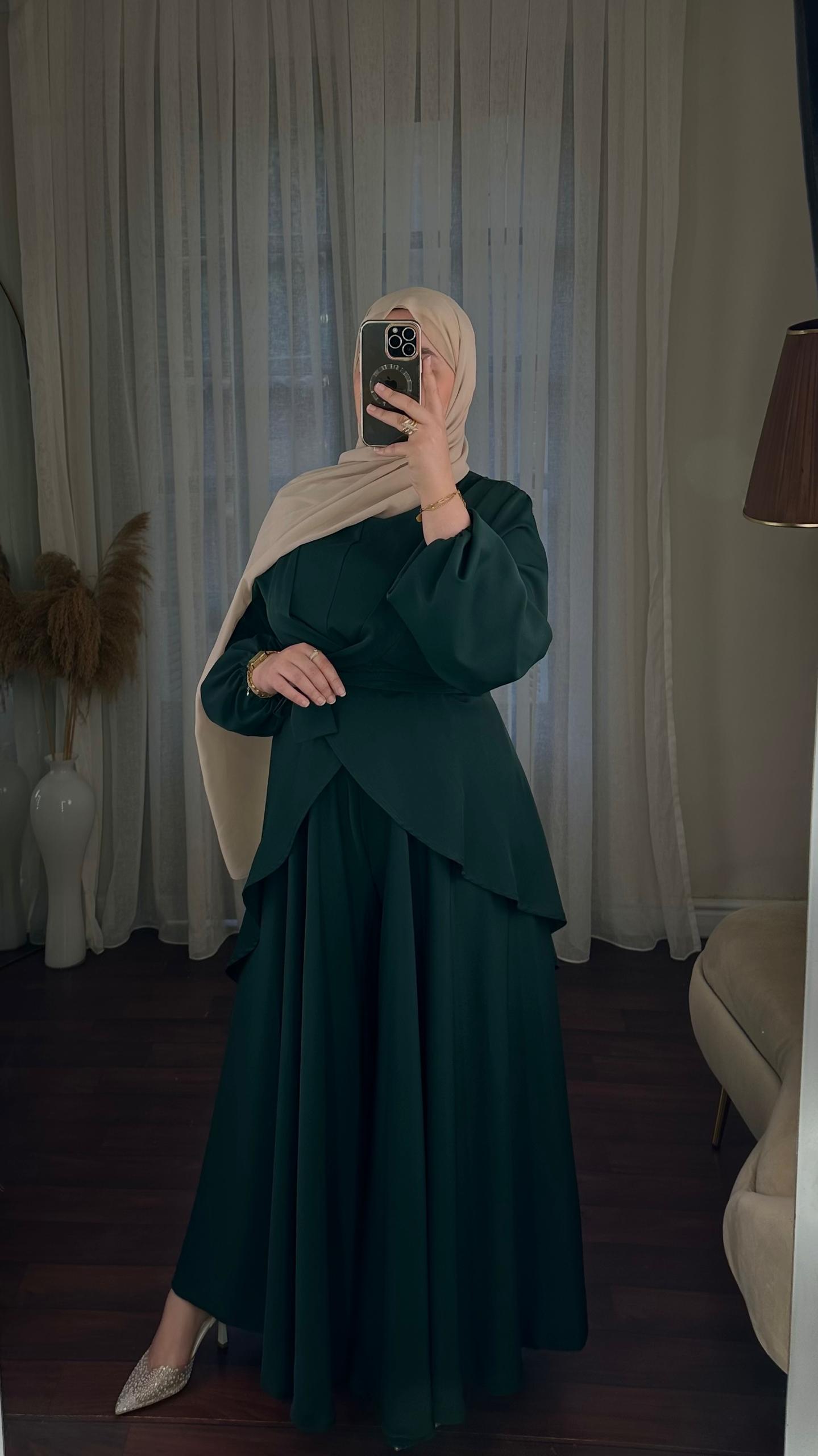 طقم ليلى – لمسة فخامة لكل نهار 👗