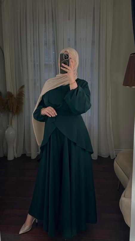 طقم ليلى – لمسة فخامة لكل نهار 👗
