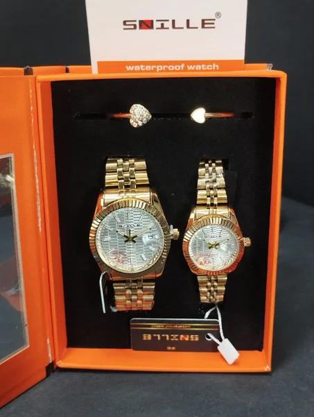 ساعات النساء والأزواج