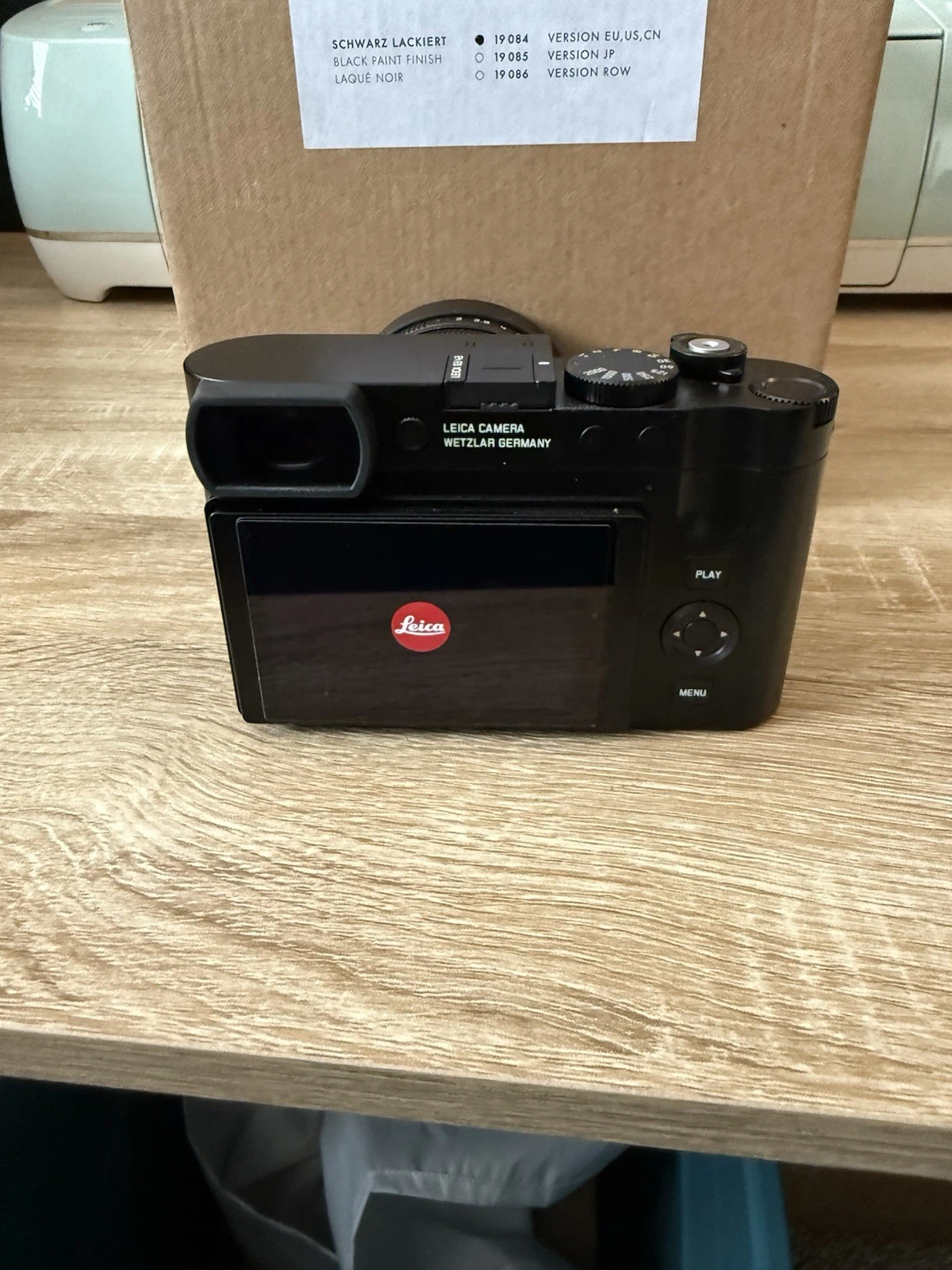 Leica Q3 43 - Black (19084) APO-Summicron 43mm F2.0 MINT with Leica Accessories