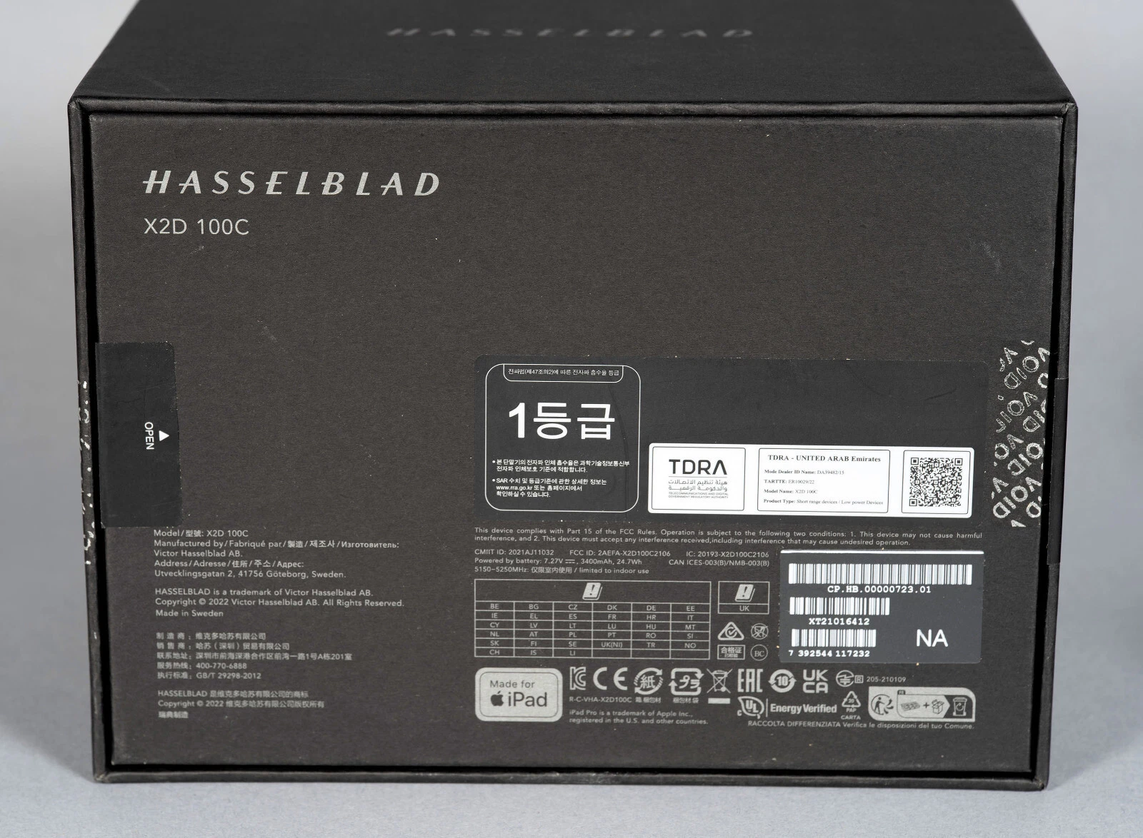 Hasselblad X2D 100C Medium Format Mirrorless Camera with XCD 55V 2.5