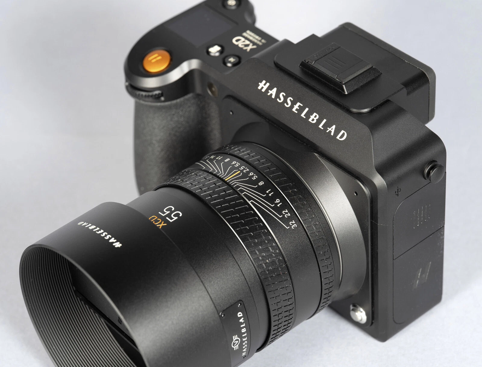 Hasselblad X2D 100C Medium Format Mirrorless Camera with XCD 55V 2.5