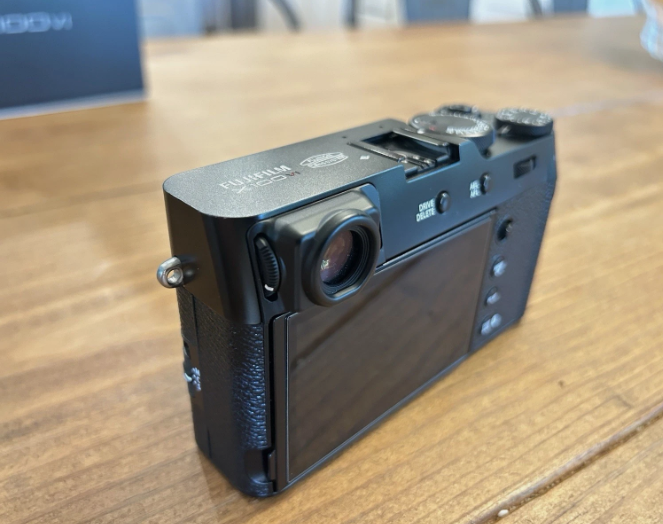 Fujifilm X100VI - 1800 Shutter Count - Black - Great condition with extras!