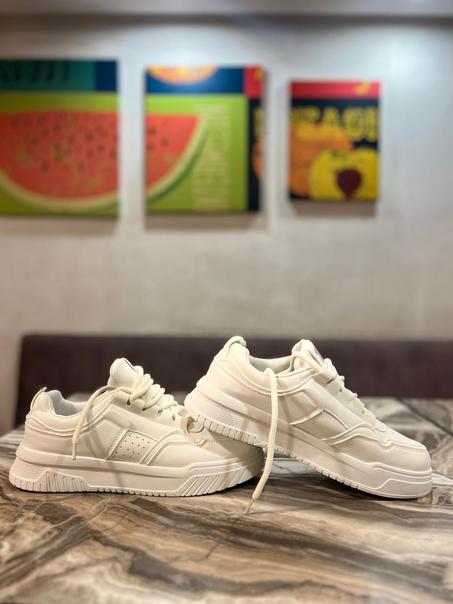 حذاء عصري أنيق موديل2025