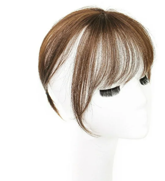 شعر أمامي مستعار للنساء وهو عبارة عن قطعة شعر مستعار تتميز بخط أمامي طبيعي جداً، مما يعطي انطباعاً بأن الشعر ينمو من فروة الرأس مباشرة.