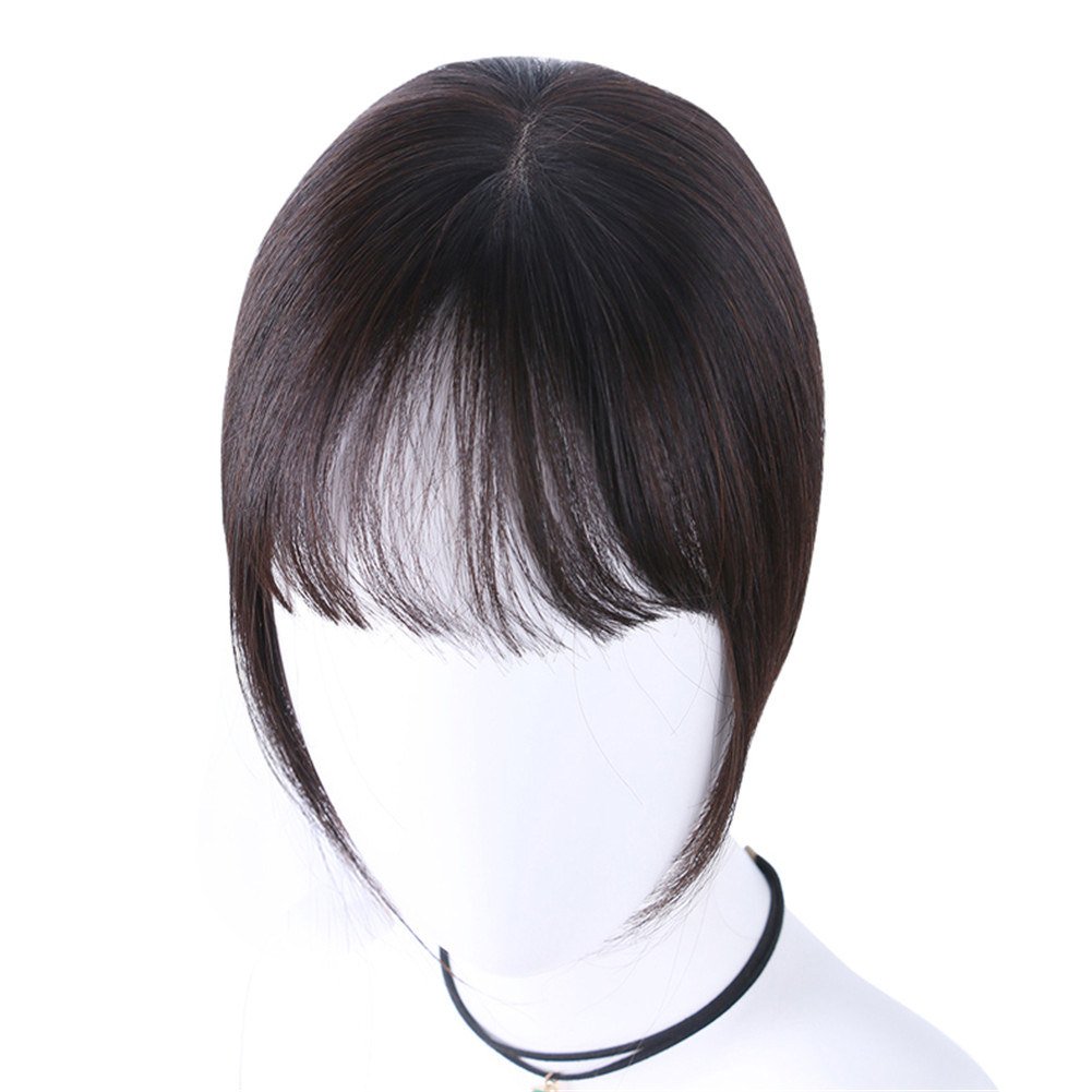 شعر أمامي مستعار للنساء وهو عبارة عن قطعة شعر مستعار تتميز بخط أمامي طبيعي جداً، مما يعطي انطباعاً بأن الشعر ينمو من فروة الرأس مباشرة.