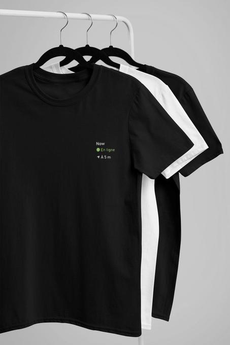 الملابس والأحذية