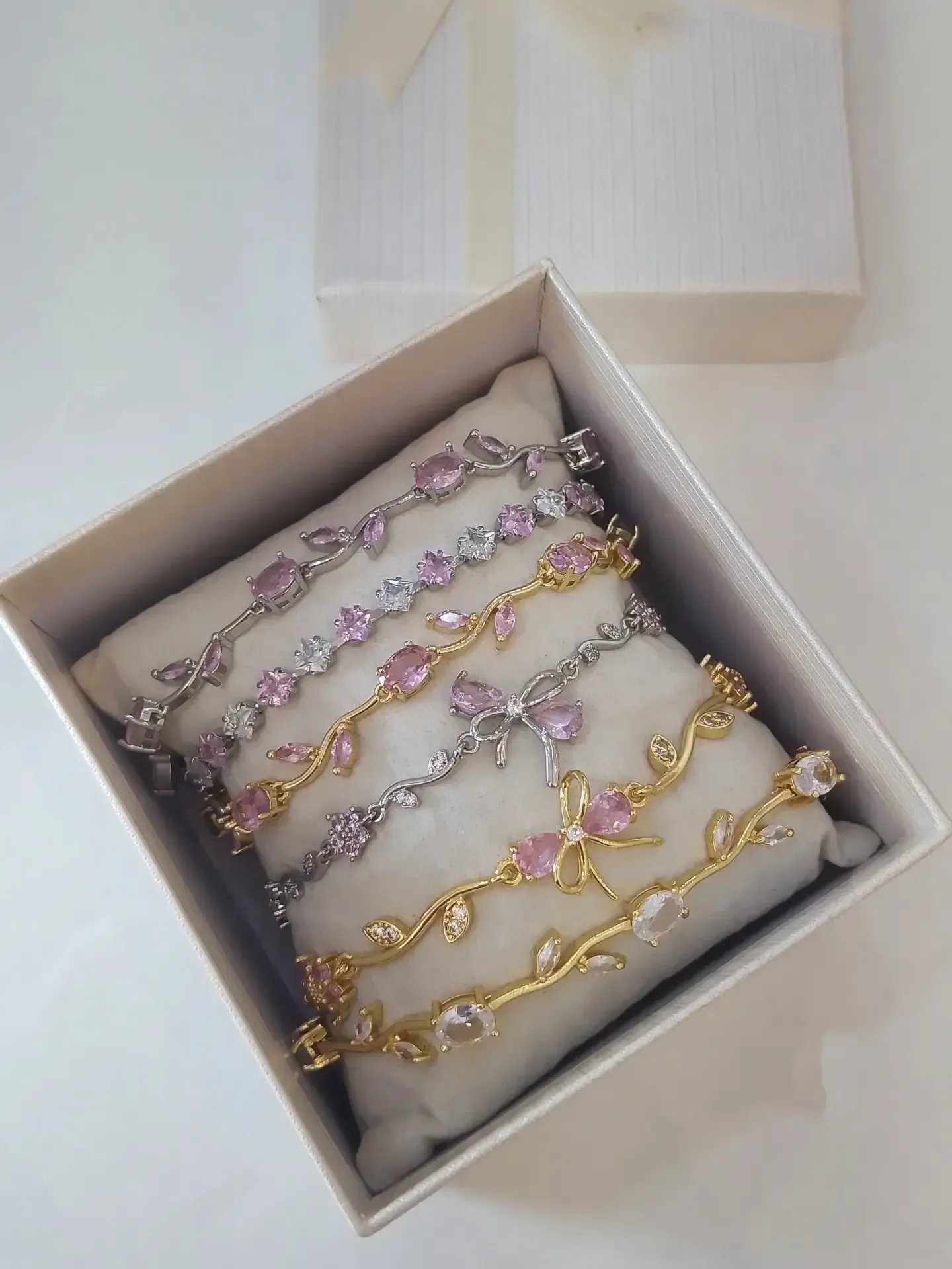 Cute bracelets 🌷🩷👑