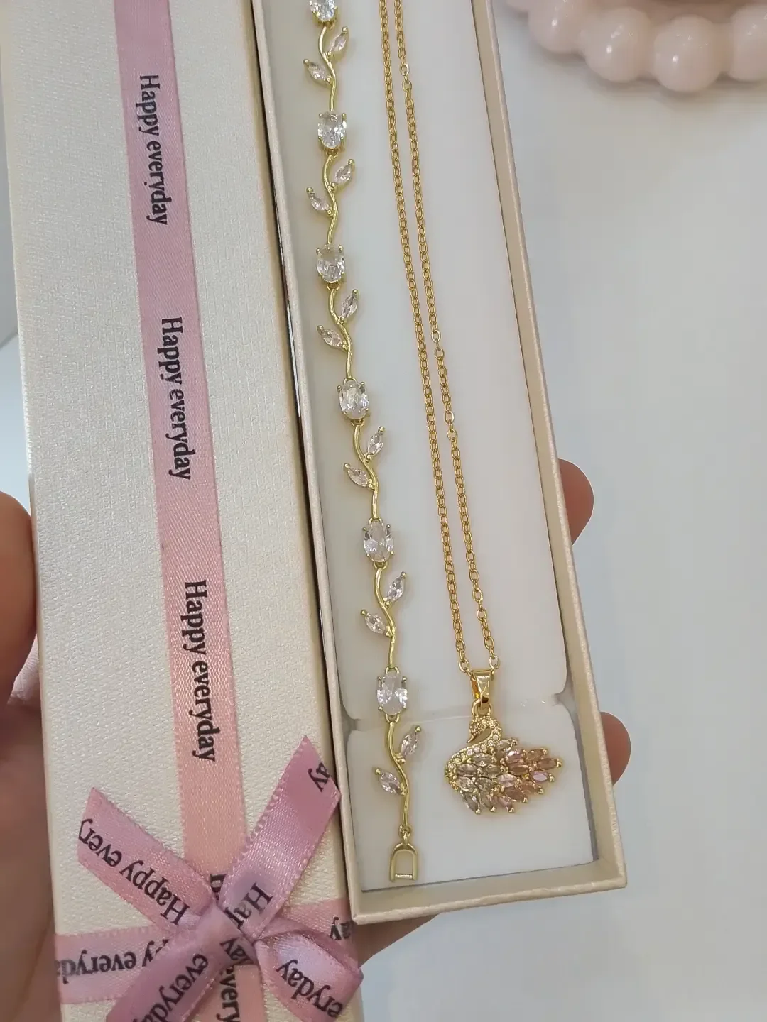 Collier + bracelet 🌷🩷🦢