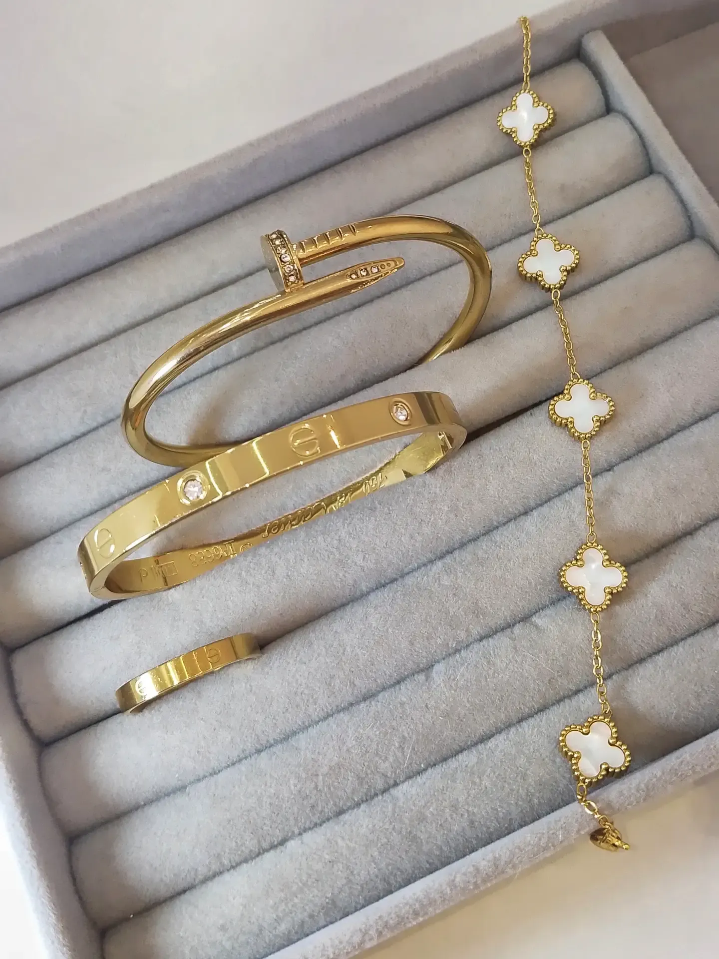 Stacking ✨💛🔆