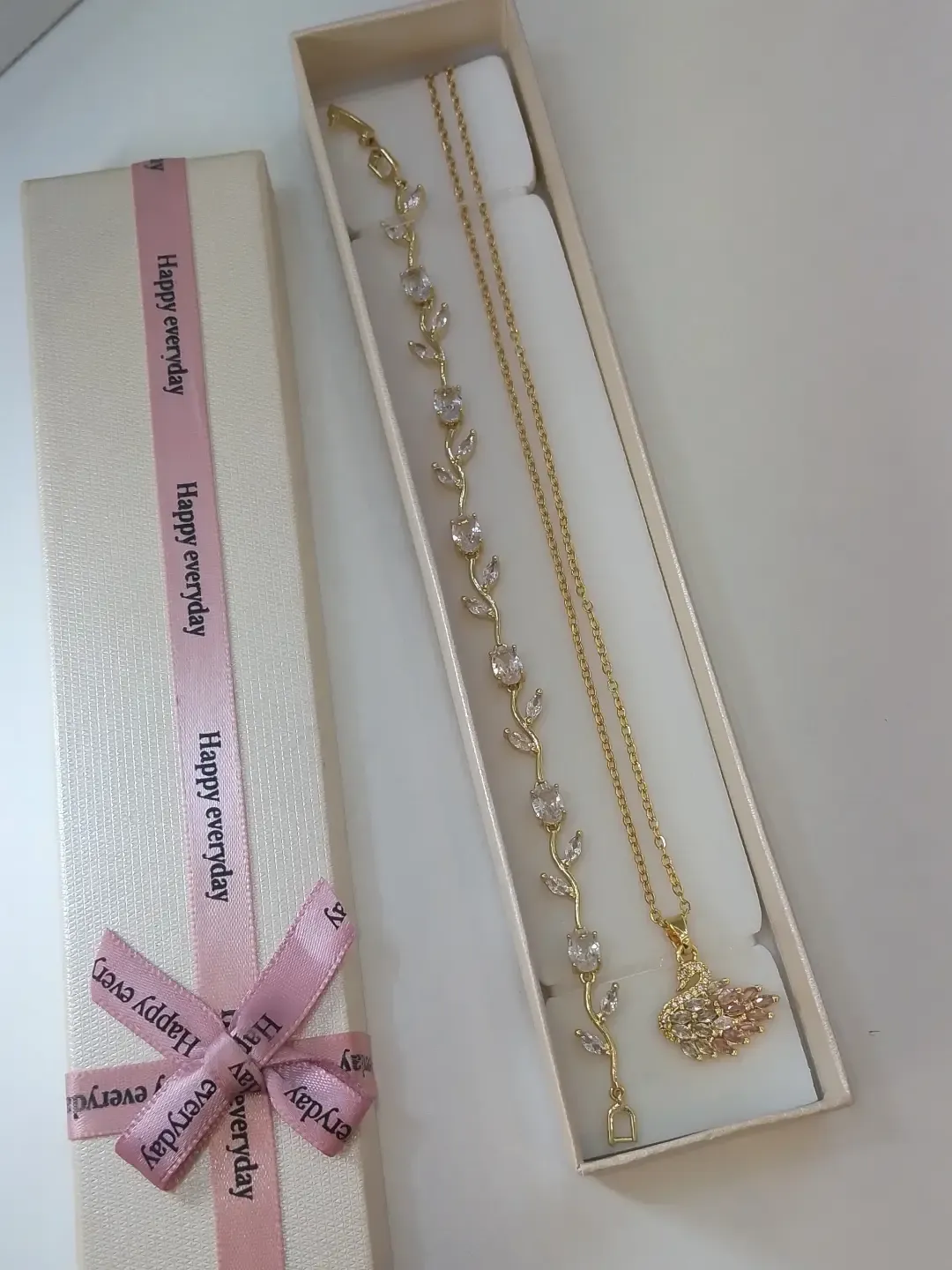 Collier + bracelet 🌷🩷🦢