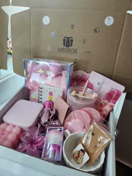 🎀 Boxe Rose – Édition Self-Love & Douceur 🎀 (18 articles)