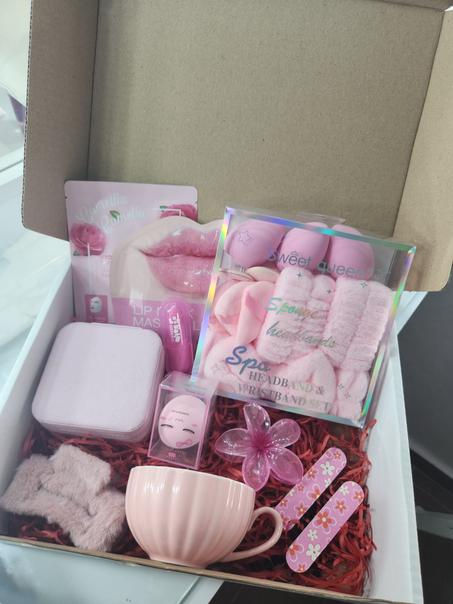 🌸 La Boxe Rose – Édition Spéciale Douceur 🌸 (10 articles)