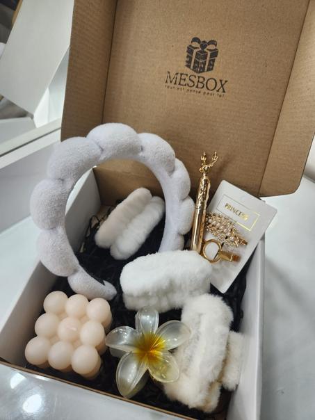 🤍 Boxe Blanche – Pureté & Féminité 🤍 (6 articles)