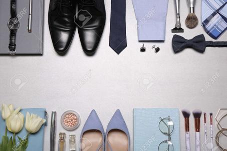 الملابس والاكسسوارات