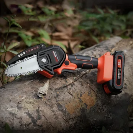 منشار خشب يعمل بالبطارية