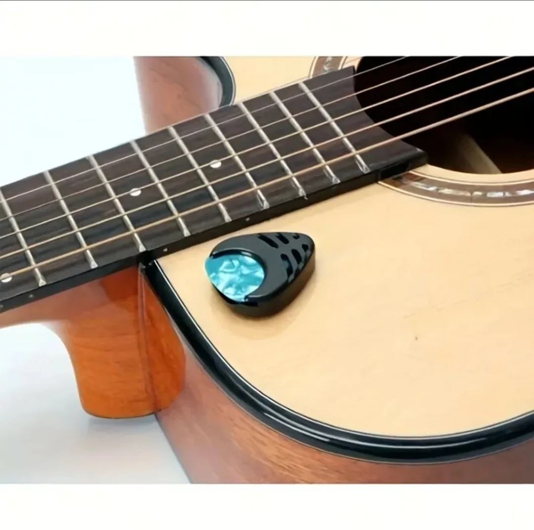حامل ريشة جيتار (Guitar Pick Holder)