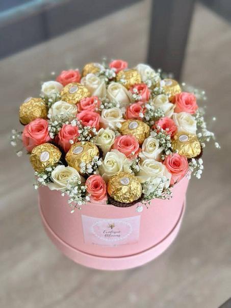 Box rose rose et chocolat
