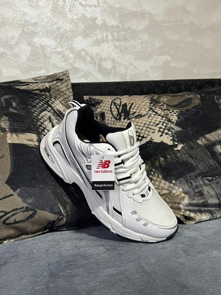 أحذية New Balance 740