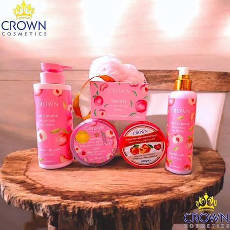 🥰 منتجات مختارة خصيصا #لك_سيدتي بخلاصة الخوخ 🍑 المتكونة من: 🧴 هلام الاستحمام بعطر الخوخ 🍑 🧴 حليب الجسم بعطر الخوخ 🍑 🧼 صابون بعطر الخوخ 🍑 +🎁 هدية متواضعة مع الطقم