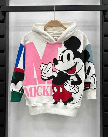 سويت شيرت الأطفال "ألوان الفرح  ينعم صغارك بالراحة و الدفئ و الأناقة في كل لحظة.