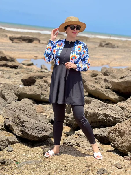 بوركيني للسباحة من قطعتين