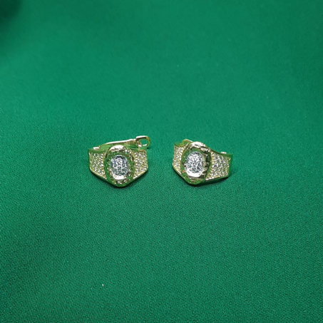 boucle d'oreille en or 18 carats
