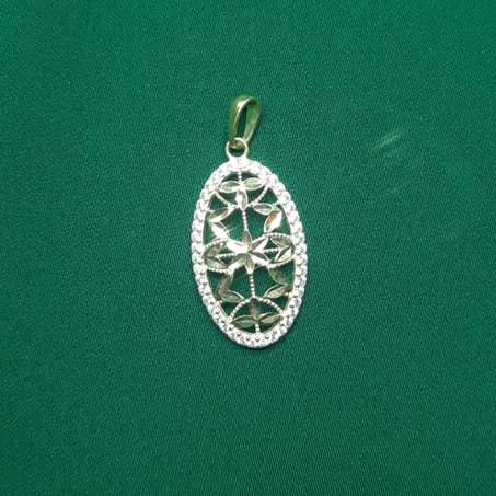 pendentif en or 18 carats