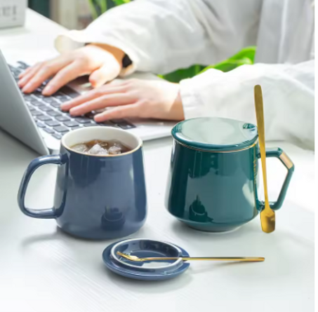 400ml European Style Light Luxury Gold-painted Ceramic Mug Green Coffee Cup with Lid and Spoon Milk Cup Holiday Gifts for Couple