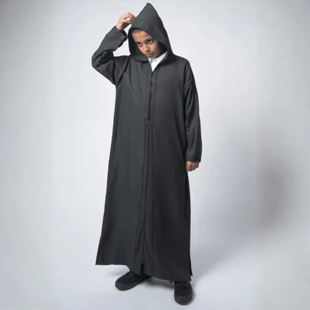 ملابس الأطفال