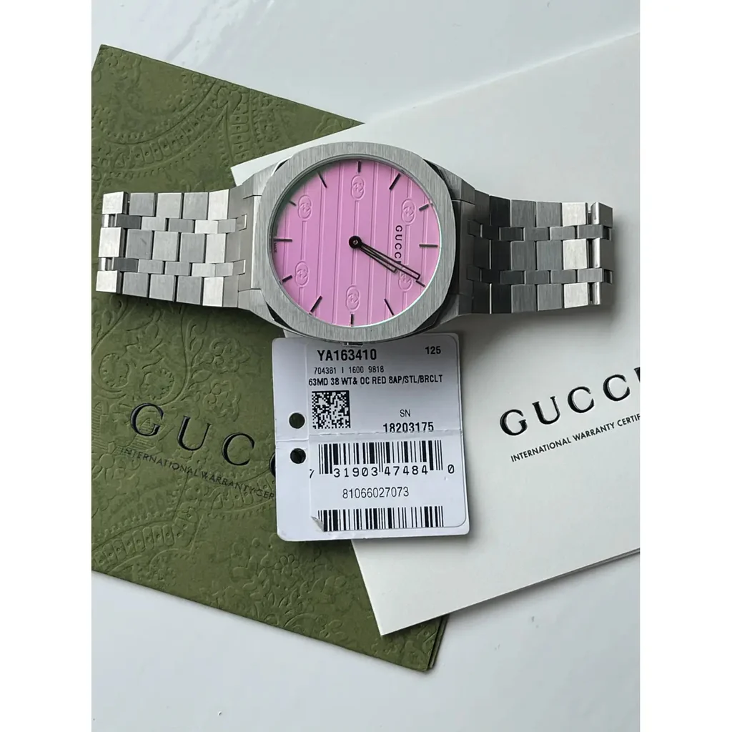 Montre de luxe pour femme – Gucci Gold Élégance
