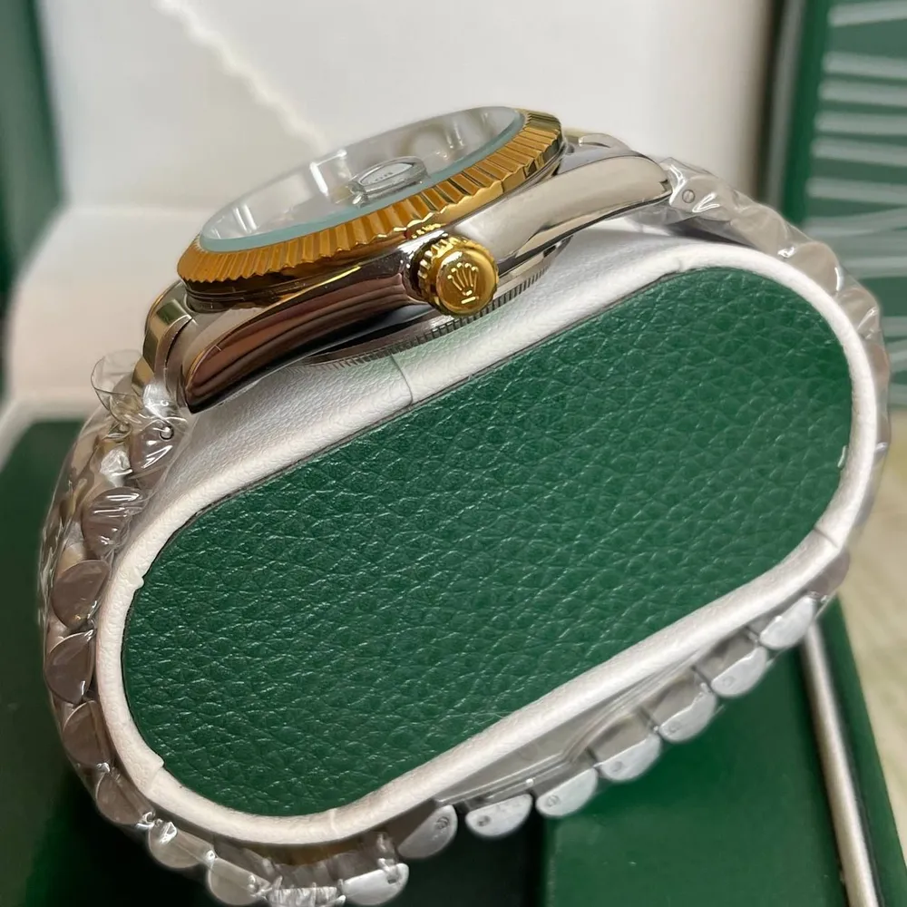 Rolex Datejust 31 mm — Fabriquée en acier inoxydable de haute qualité.