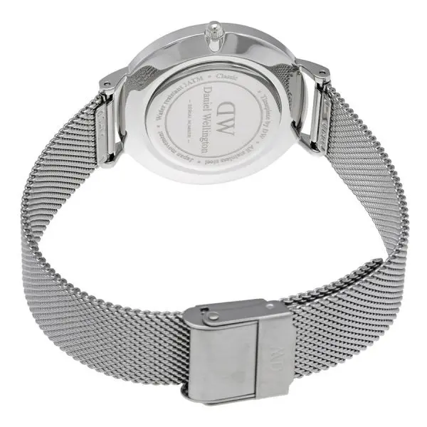 Montre de luxe pour femme – Élégance intemporelle en acier argenté