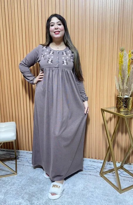 بيجامة بطرزة