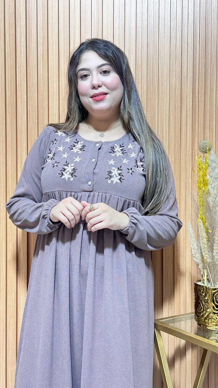 بيجامة بطرزة