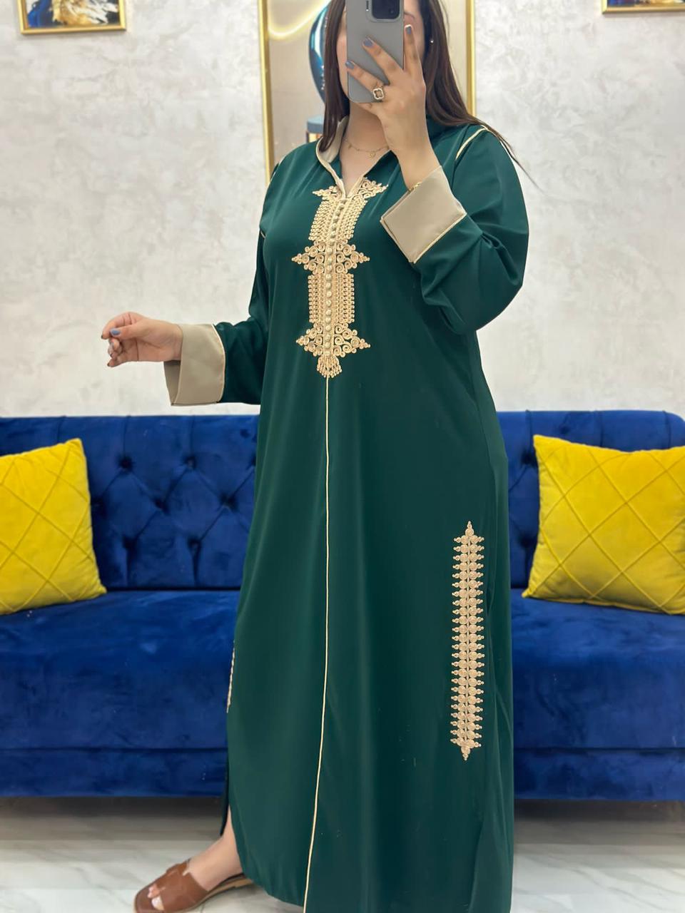 🌟 جلابة الموسم لي كيقلبو عليها الجميع!   كريب فاخر + طرزة فاسية كتخطف الأنظار