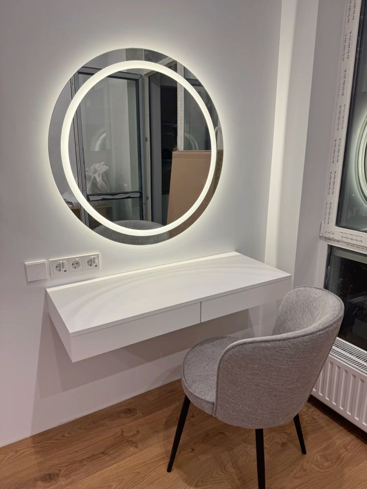 Pack ( Coifeuse + miroir + pouf )
