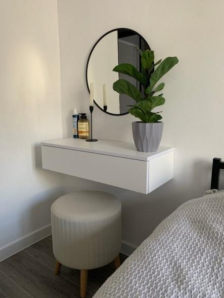 Pack ( Coifeuse + miroir + pouf )