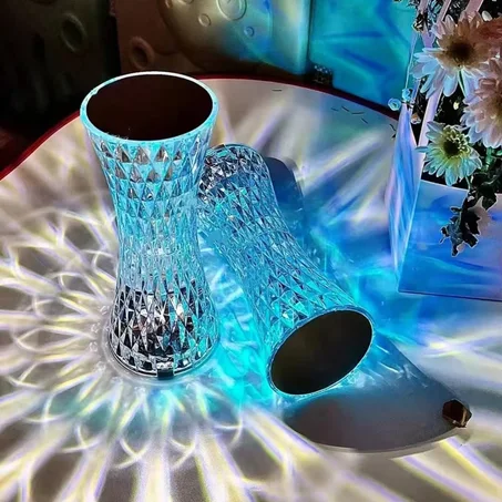 مصباح عصري من الكريستال