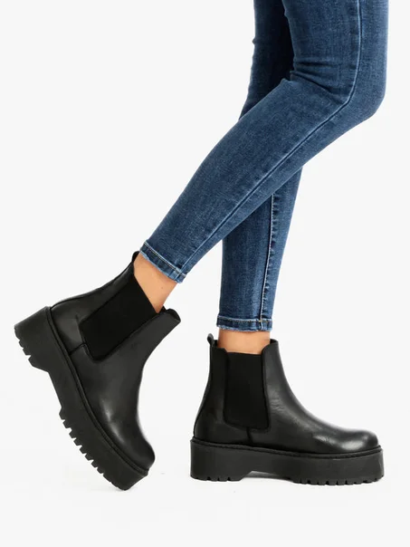 "Découvrez l'Élégance et le Confort avec les Bottines Jany en Kaki"