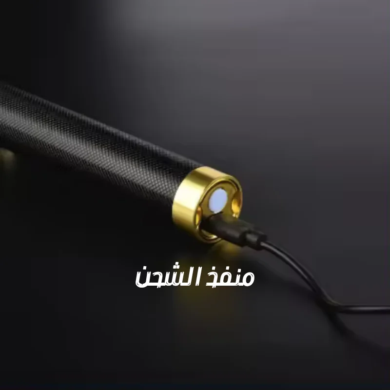 ✨ وصف المنتج: ماكينة حلاقة كهربائية ذهبية – أناقة ودقة في يدك