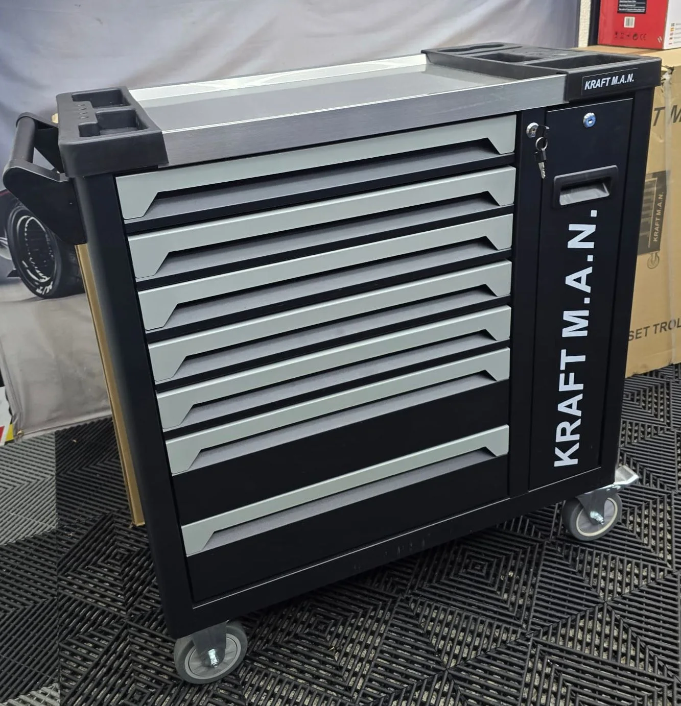 Carrinho de Ferramentas KRAFT M.A.N. 7 Gavetas Completo