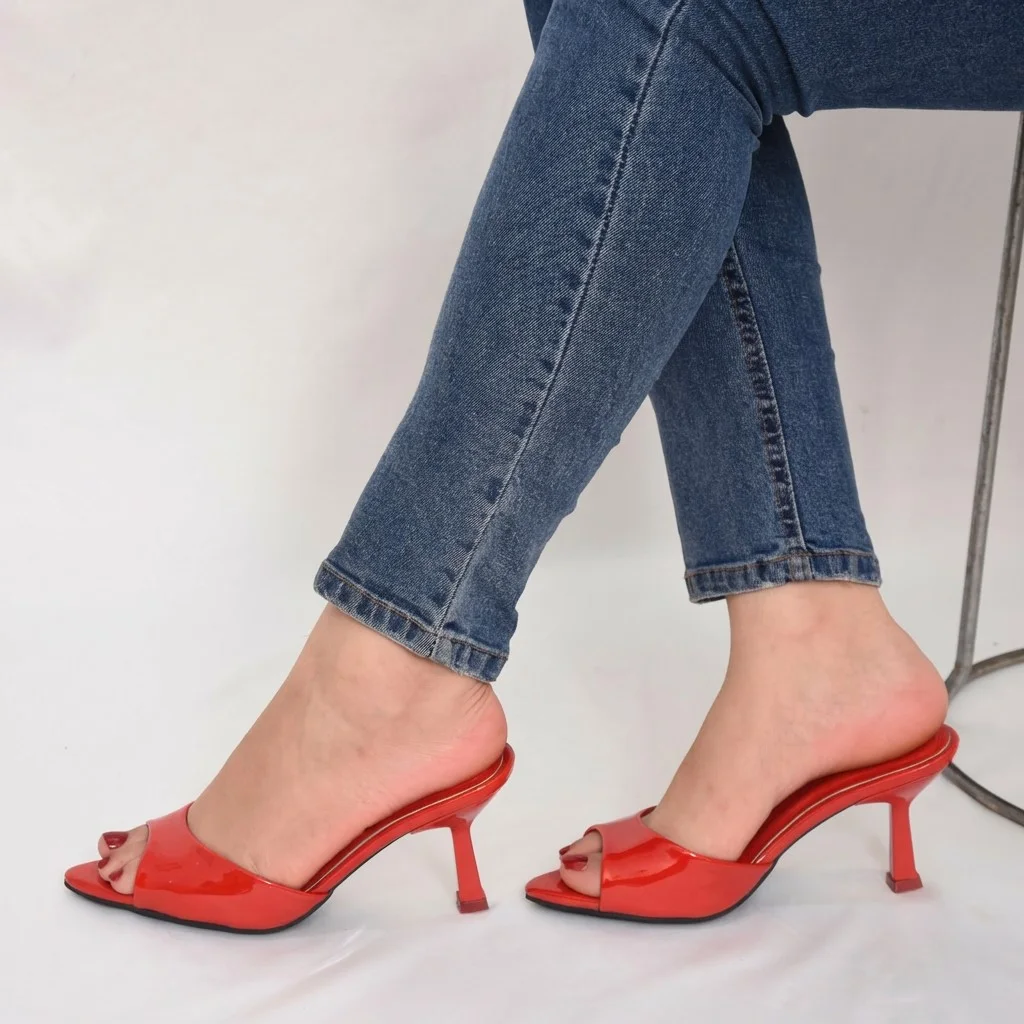 Sandales à talon style mules noir