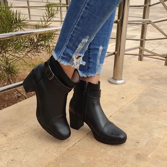bottines femme 100 % cuir Noir